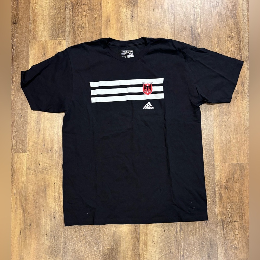 Vintage Y2K Adidas DC United inaugural season 1996  T-shirt
